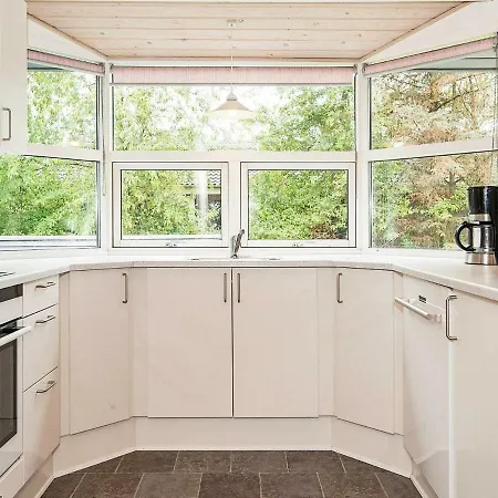 度假居 Three-bedroom Holiday In 6