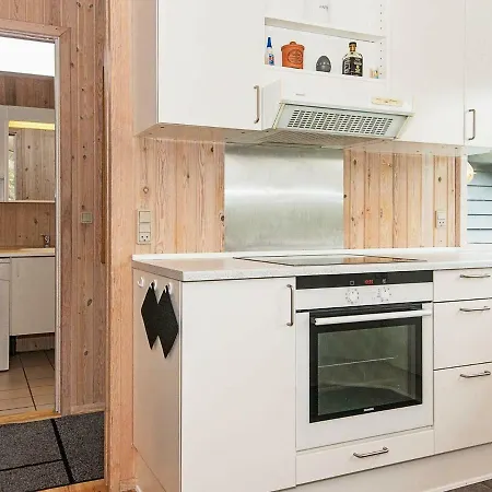 Three-bedroom Holiday In 6 度假居 *